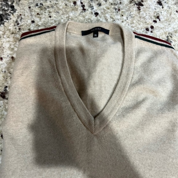 Gucci sweater - Picture 3 of 7
